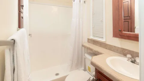 Premium Rental 1 Bedroom — image 11 of 11