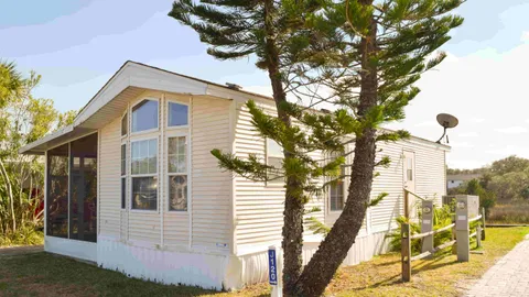 Premium Marshview Cottage — image 2 of 5