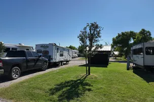 Mustang RV Park – photo 5