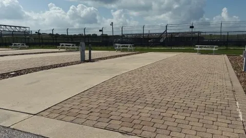 Premium Trackside FHU — image 5 of 5