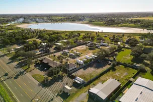 Lake Vista RV Park and Apartments – photo 3