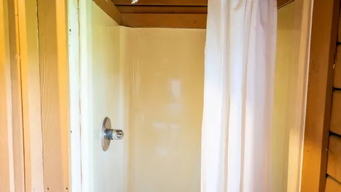 Comfort Cabin — image 2 of 16
