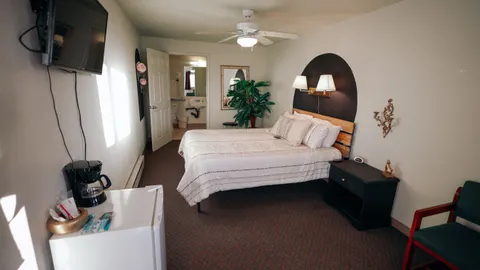 Motel 1 — image 2 of 6