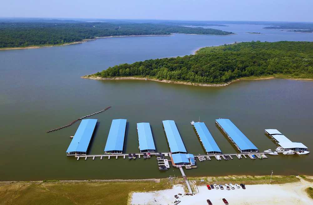 Beyonder Marine at Sterett Creek, Warsaw, Missouri - Photo 2
