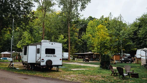 Standard Full Hookup RV Site — image 2 of 3