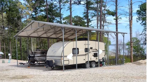 30/50 Amp Deluxe Waterview RV Site — image 1 of 5