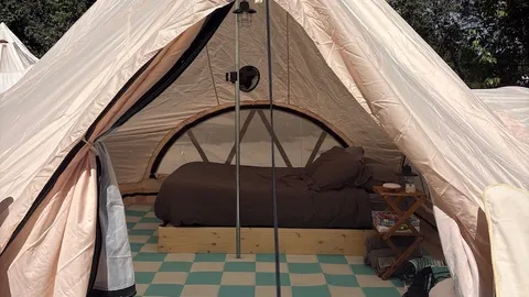 13' Lotus Style Bell Tent — image 2 of 3
