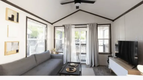 Cottage — image 2 of 9