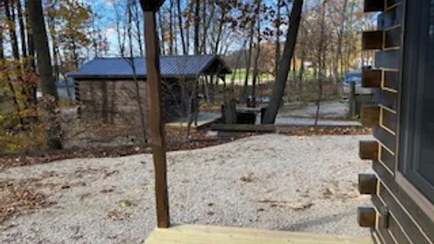 DAKOTA STYLE LOG CABIN in the Woods (W/2 QUEENS) — image 2 of 4