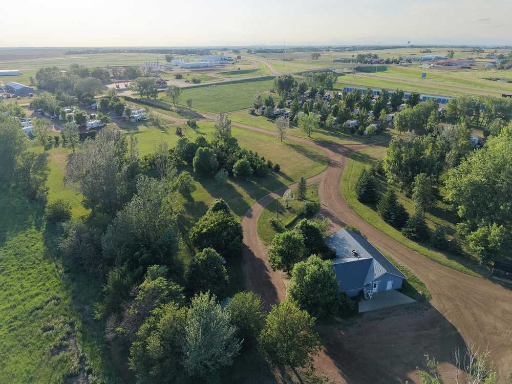 Happy Campers Campground - Chamberlain, SD - Photo 2
