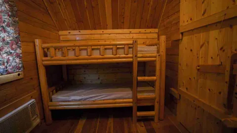 Lakeside Cabin — image 13 of 13
