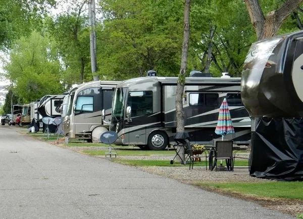 Loveland RV Resort - Loveland, CO campground