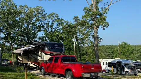 Full Hookup RV Site 30 AMP — image 2 of 17