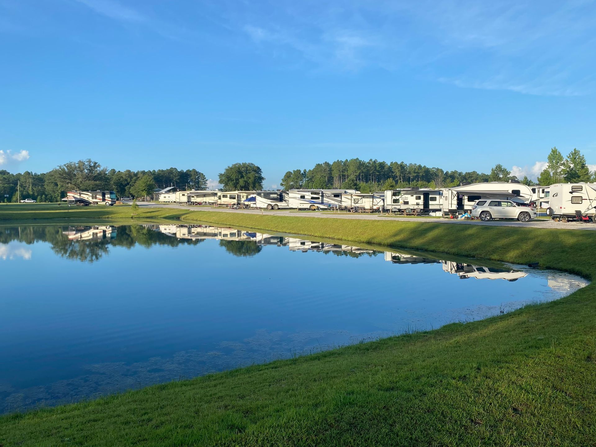 Holmes Creek Camping & RV Resort