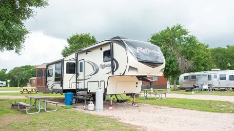 Meadow Back-In - RV — image 2 of 4