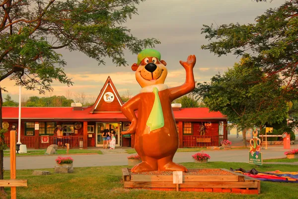 Yogi Bear's Jellystone Park™ Camp-Resort: Niagara Falls – photo 1