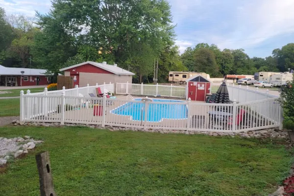 St Louis Mulberry RV Gardens – photo 1