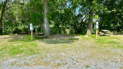 [30 Amp FHU] Stream-Side Back-In Site — image 4 of 4