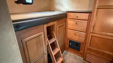 A6 Winter Vacation RV + Site — image 8 of 8