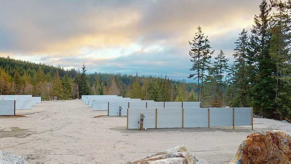 Mid-Coast RV Park, Halfmoon Bay, British Columbia - Photo 2