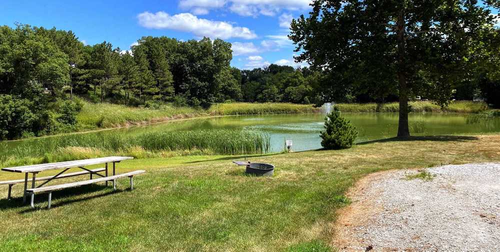 River Oaks RV Park - Photo 4