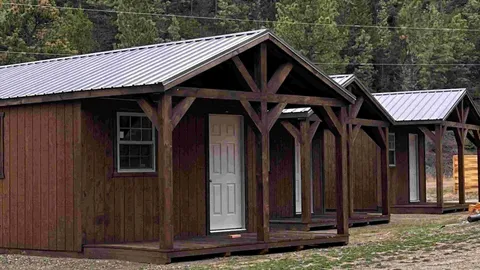 Deluxe Dry Cabin — image 1 of 9