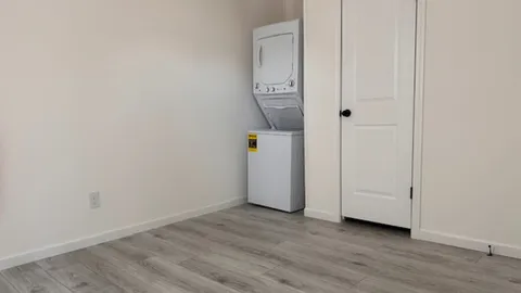 Premium Rental 1 Bedroom (AO) — image 2 of 8
