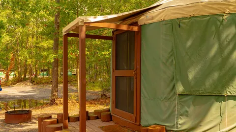 Yurt Rental — image 2 of 6
