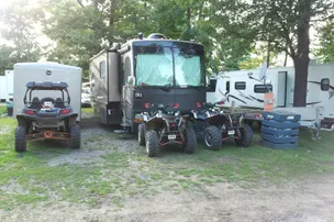 Parkland Village Campground – photo 5