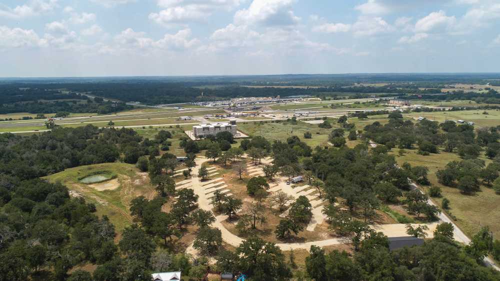 Arrow RV Park, Luling, Texas - Photo 4