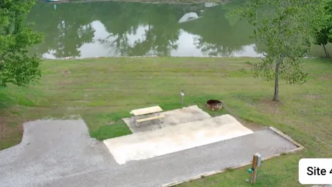 30/50 Full Hookup Waterfront Back In — image 2 of 3