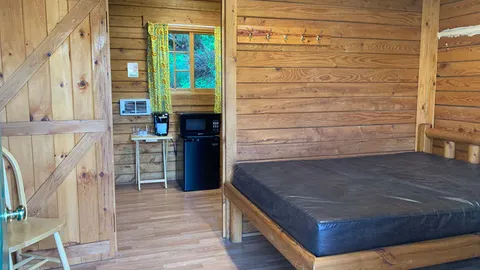 2 Room Cabin — image 7 of 7