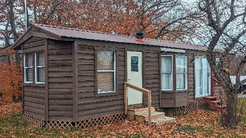 Deluxe 4 Person Park Model Trailer — image 1 of 2