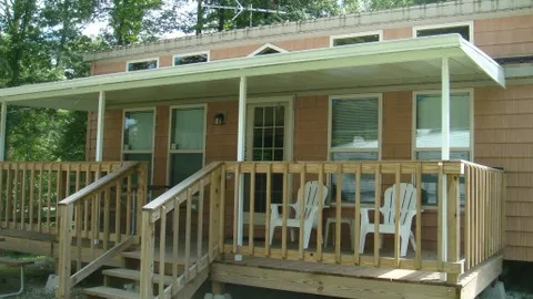 Deluxe Cabin — image 1 of 2