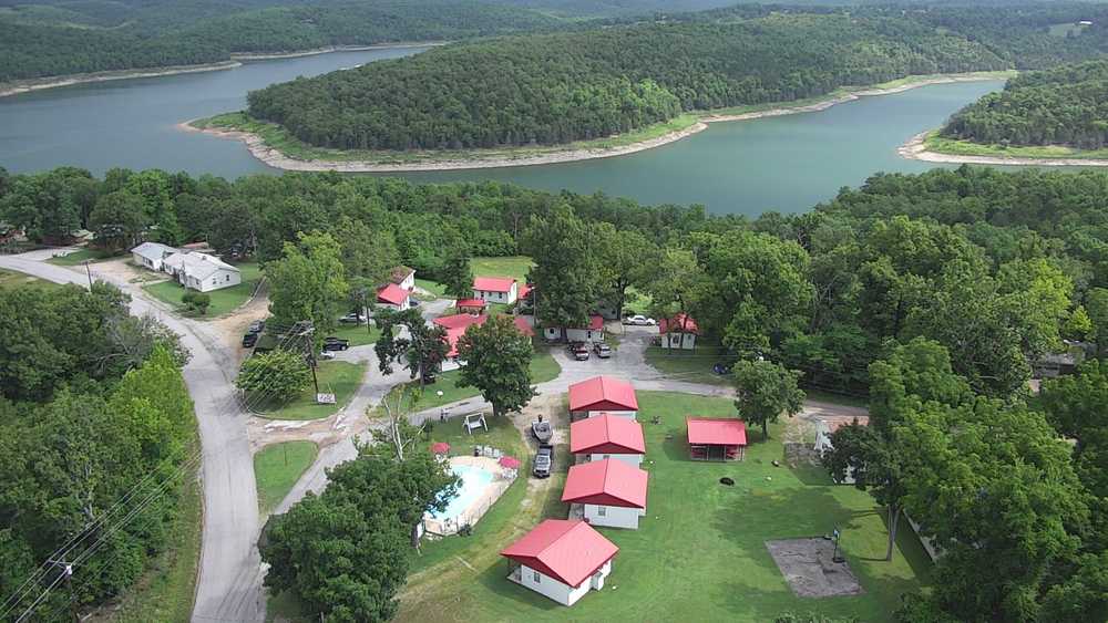 Red Arrow Resort - Main Photo
