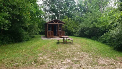 Large Rustic Cabin - Sleeps 2 — image 1 of 13