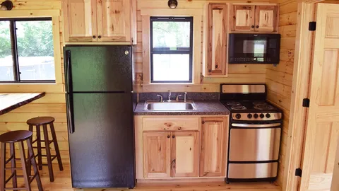 Saco Sunset Cabin — image 2 of 7