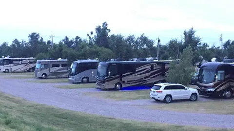 Big Rig Pull-thru RV Site — image 2 of 2