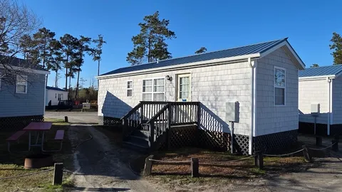 2 Bedroom Cottage — image 3 of 3