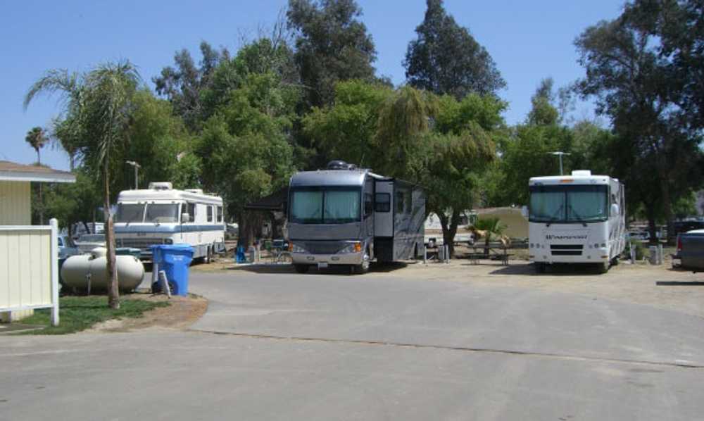 Reflection Lake RV Park & Campground, San Jacinto, California - Photo 3