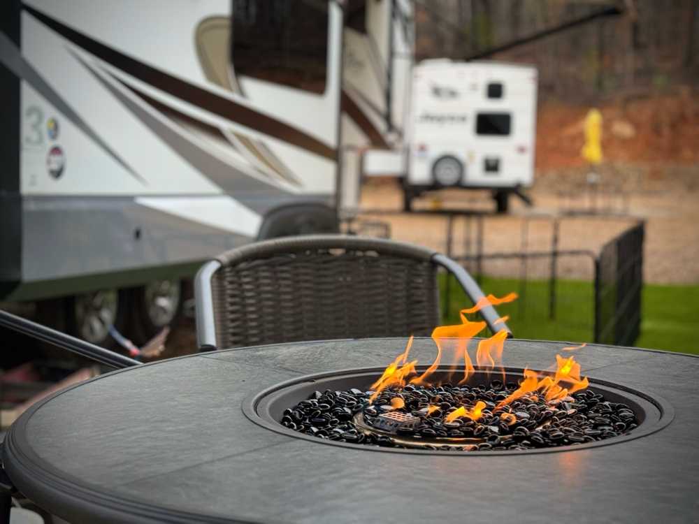 Oasis RV Park, Versailles, Missouri - Photo 2