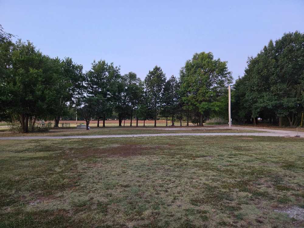Forest Oaks RV Park, Anthony, Kansas - Photo 3
