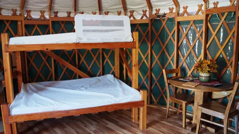 Yurt Cabin — image 4 of 4