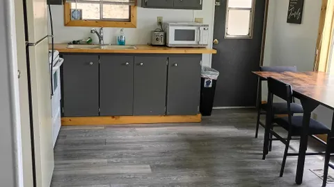 Deluxe Cabin #4 — image 2 of 12