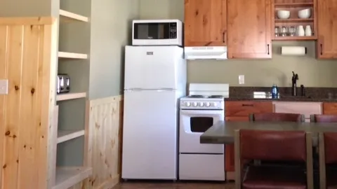 Cottage — image 6 of 6