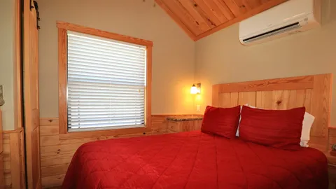 COTTAGE — image 6 of 6