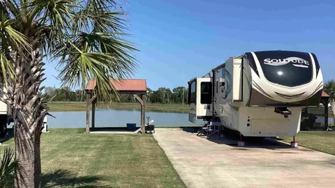 LUXURY NORTH POND — image 7 of 7