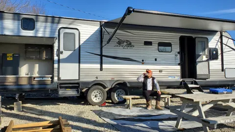 Jayco 32ft — image 1 of 7