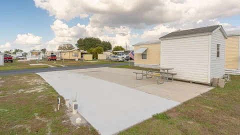 Elite Full Hookup RV Site — image 3 of 3