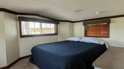 Poolside Cottage - Emerald (4 Person) — image 2 of 11